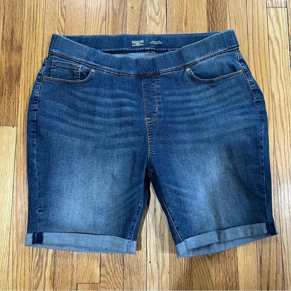 Levi Strauss Signature Gold Bermuda Shorts